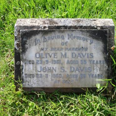 DAVIS John S. -1960 &amp; Olive M. -1961