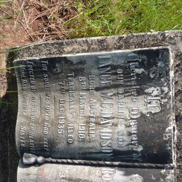 DAVIDSON Lance W.G. 1910-1935