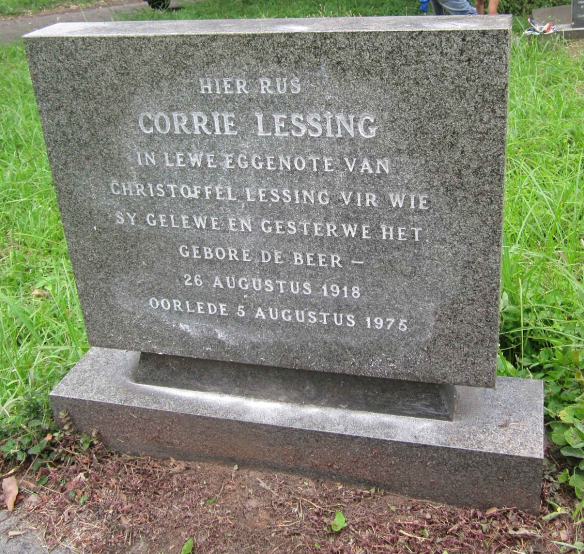 LESSING Corrie nee DE BEER 1918-1975