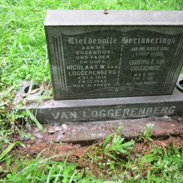 LOGGERENBERG Nicolaas W., van 1918-1983 &amp; Christina E. 1924-1997