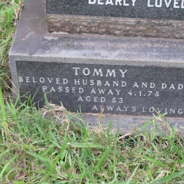 LOADER Tommy -1975