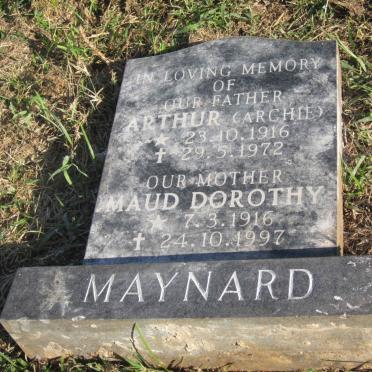 MAYNARD Arthur 1916-1972 &amp; Maud Dorothy 1916-1997