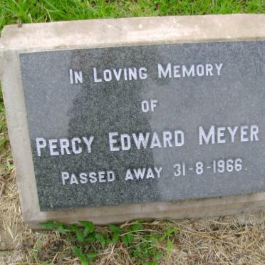 MEYER Percy Edward -1966 :: KICHENBRAND Joan Sadie nee MEYER 1929-2009