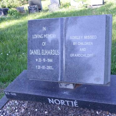 NORTJE Daniel Elhardus 1944-2003