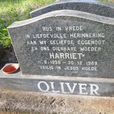 OLIVER Harriet 1938-1989
