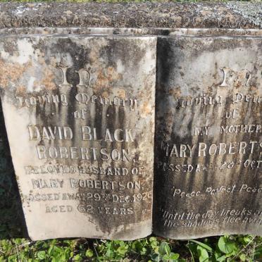 ROBERTSON David Black -1926 &amp; Mary -1942