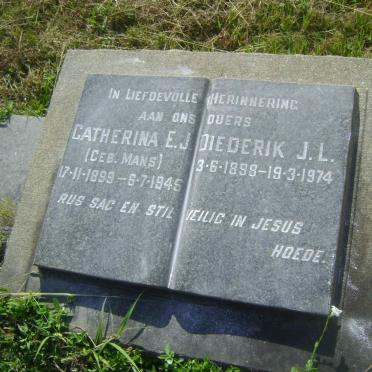 SWANEPOEL Diederik J.L. 1898-1974 &amp; Catherina E.J. MANS 1899-1945