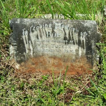TUCKER Bob 1901-1947 &amp; May -1969