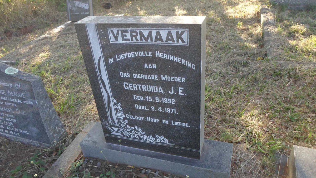 VERMAAK Gertruida J.E. 1892-1971