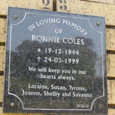 COLES Ronnie 1944-1999