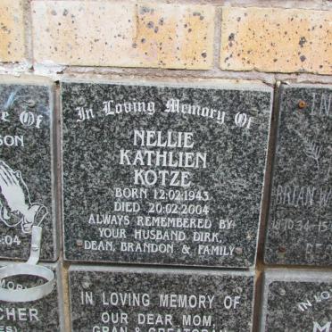 KOTZE Nellie Kathleen 1943-2004