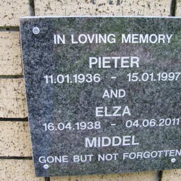 MIDDEL Pieter 1936-1997 &amp; Elza 1938-2011