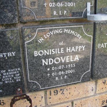 NDOVELA Bonisile Happy 1955-2001