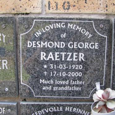 RAETZER Desmond George 1920-2000