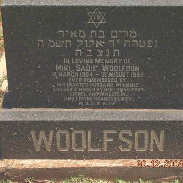 WOOLFSON Miri Sadie 1904-1985