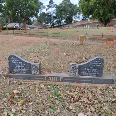 EARLE Christo 1952-1991 :: EARLE Maggie 1986-1991 :: EARLE Stanton 1977-1991 :: EARLE Raymond 1977-1991