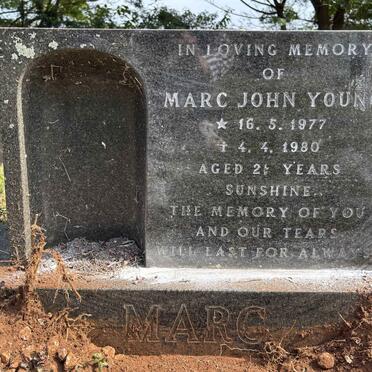 MARC :: HERISSON :: LE GRANGE_2