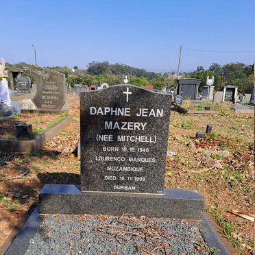 MAZERY Daphne Jean nee MITCHELL 1940-1998