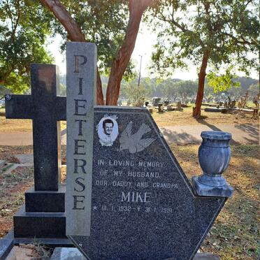 PIETERSE Mike 1932-1991