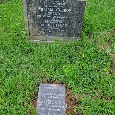 RICHARDS William Cheron -1950 :: HERMAN Valda nee RICHARDS 1919-1984 :: RICHARDS Reg -1985