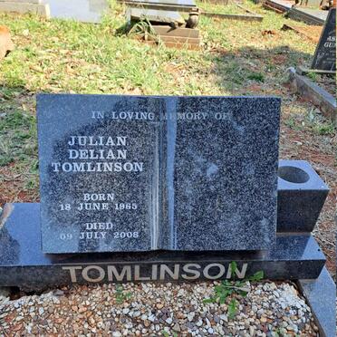 TOMLINSON Julian Delian 1965-2008