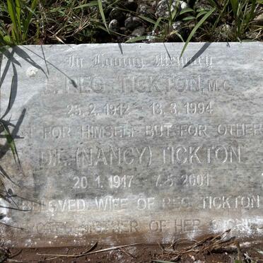 TICKTON E. Reg 1912-1994 :: TICKTON D.L. 1917-2001