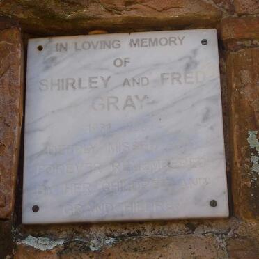 GRAY Fred &amp; Shirley