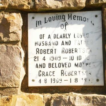 ROBERTSON Robert 1909-197? &amp; Grace 1909-19?2