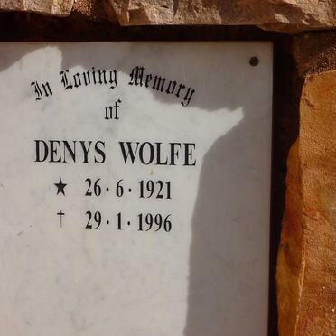 WOLFE Denys 1921-1996