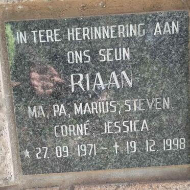 Riaan 1971-1998