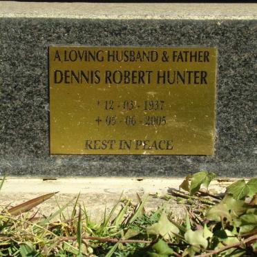 HUNTER Dennis Robert 1937-2005