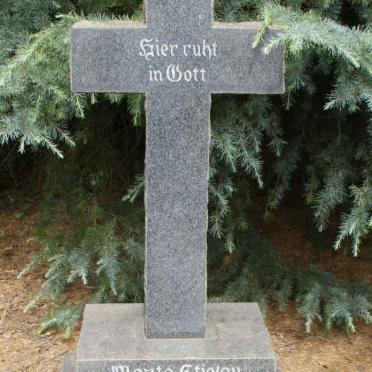 STIELAU Marta 1893-1977