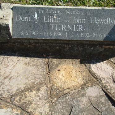 TURNER John Llewellyn 1902-1996 &amp; Dorothy Lilian 1903-1990