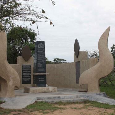 01. Sivananda Peace Pillar and Memorial plaque