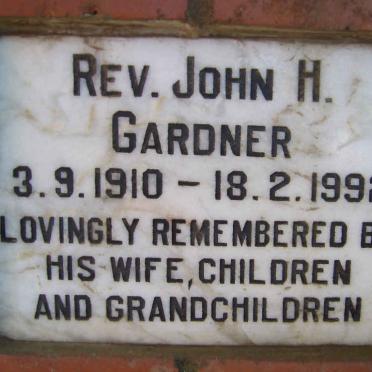 GARDNER John H. 1910-1992