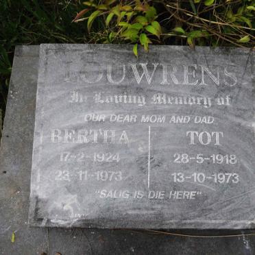 LOURENS Tot 1918-1973 &amp; Bertha 1924-1973