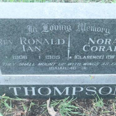 THOMPSON Ronald Ian 1906-1985 &amp; Norah Coralie CLARENCE 1911-1990