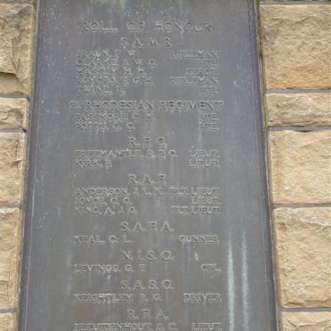 5. GREAT WAR 1914-1918 MEMORIAL PLAQUE
