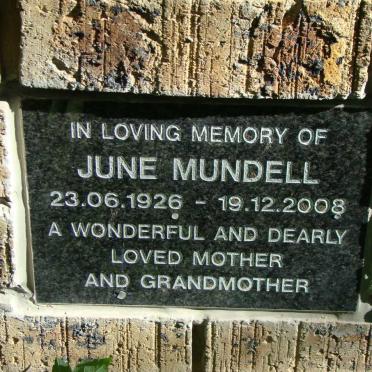 MUNDELL June 1926-2008