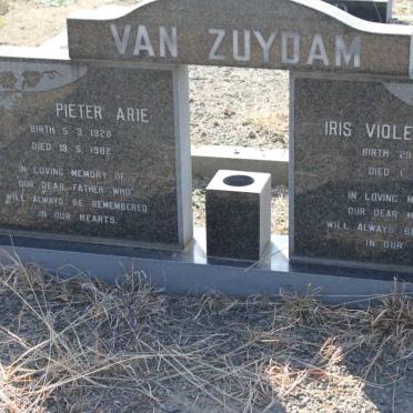 ZUYDAM Pieter Arie, van 1928-1982 &amp; Iris Violet 1930-1982