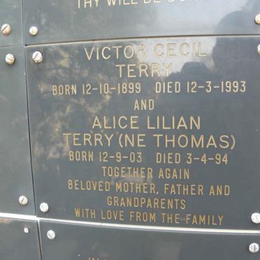 TERRY Victor Cecil 1899-1993 &amp; Alice Lilian nee THOMAS 1903-1994