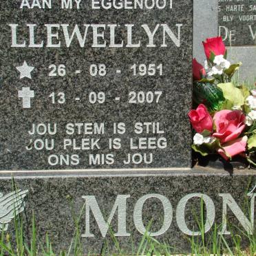 MOON Llewellyn 1951-2007