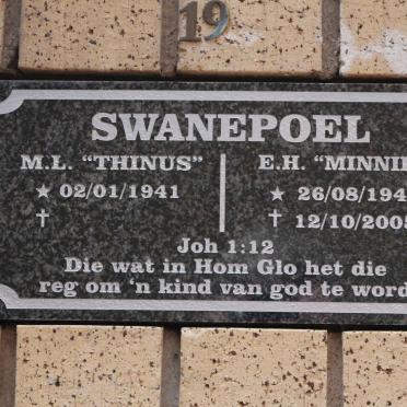 SWANEPOEL M.L. 1941- &amp; E.H. 1942-2005