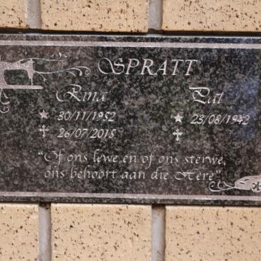 SPRATT Pat 1942- &amp; Rina 1952-2015