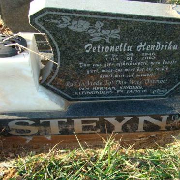 STEYN Petronella Hendrika 1946-2002