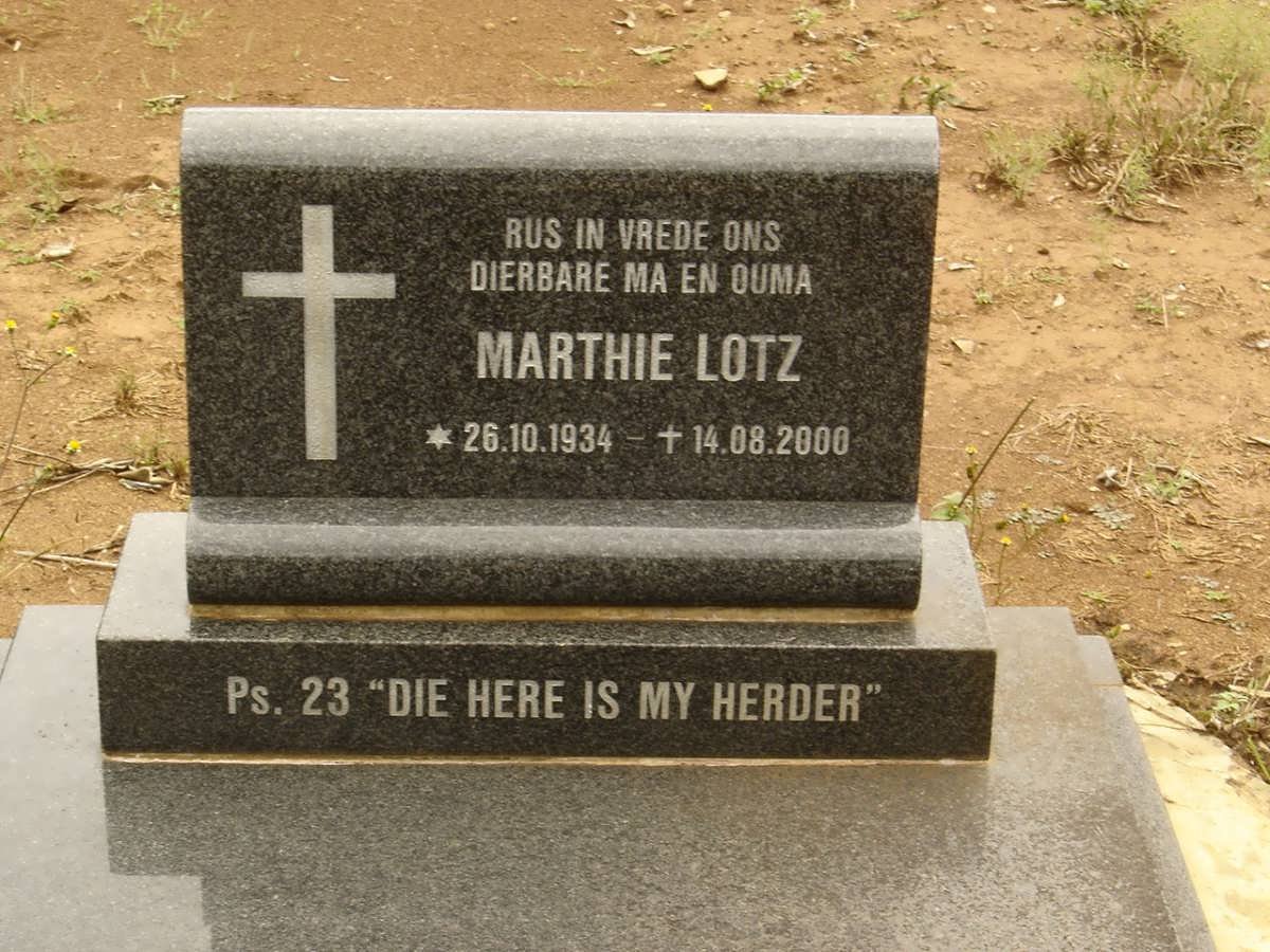 LOTZ Marthie 1934-2000