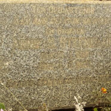 STEENKAMP Annie 1951-1952