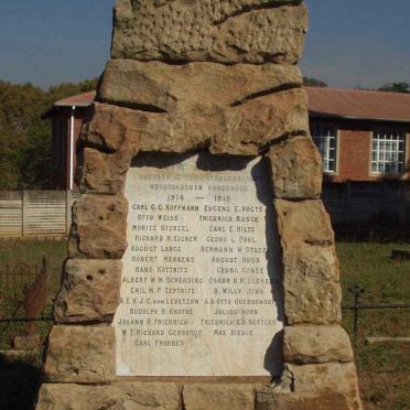 08. Memorial - Prisoners of War 1914-1919