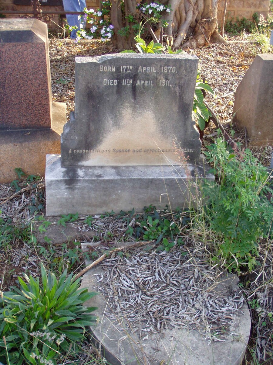 NEL Louisa 1870-1911