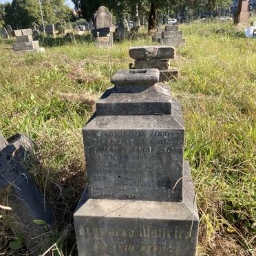 R - Vanne :: Surnames - R